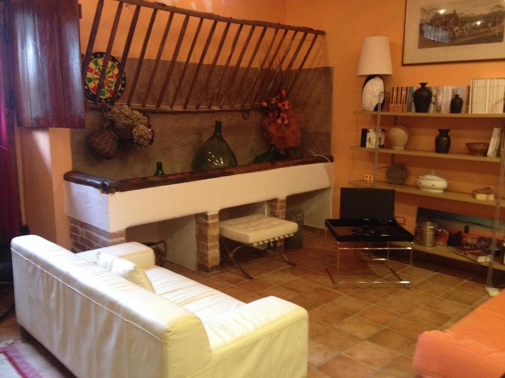 Alloggio Turistico La Stalla Tuscania Εξωτερικό φωτογραφία